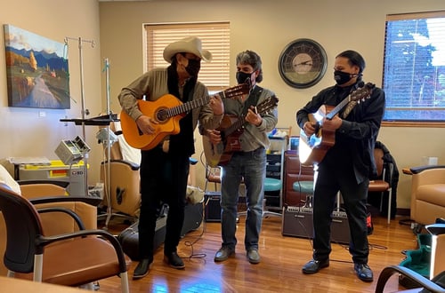 Grammy Winner and Colon Cancer Survivor Returns to Cancer Clinic as a Performer